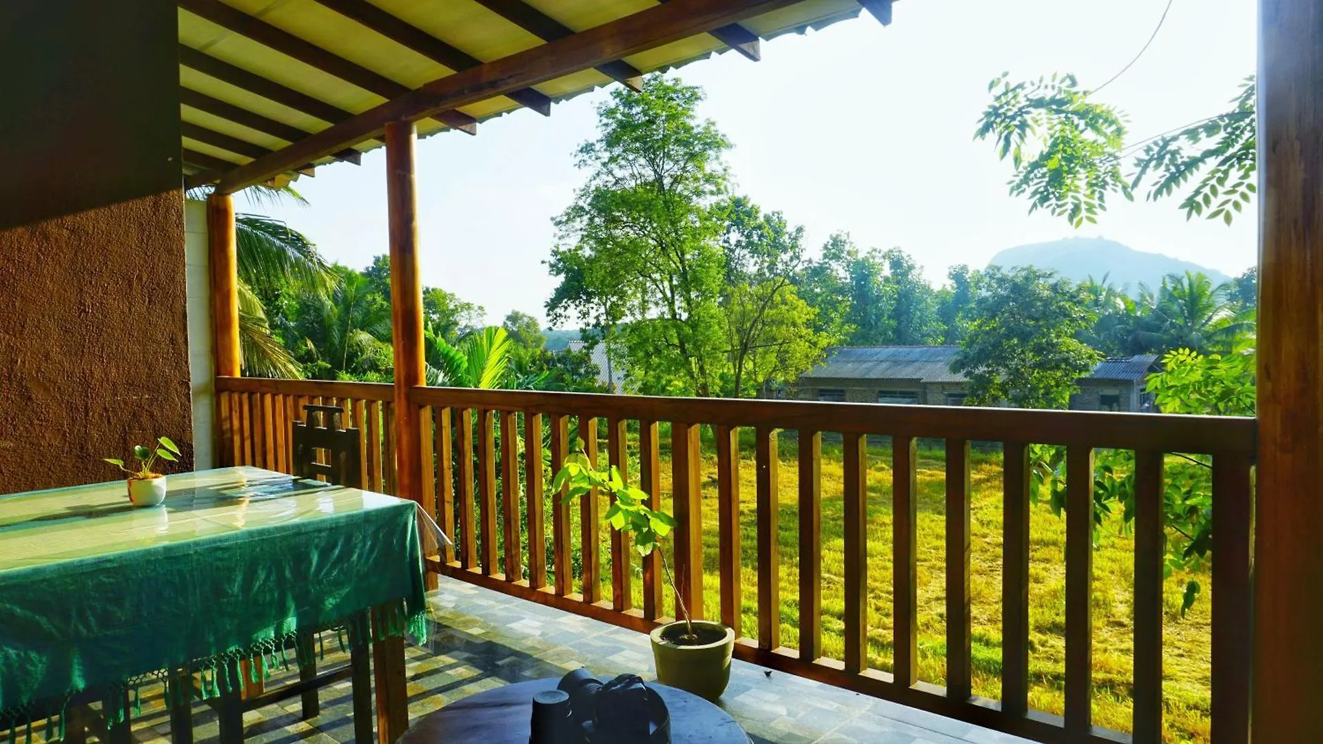 Sigiri Dilu Villa Sigiriya